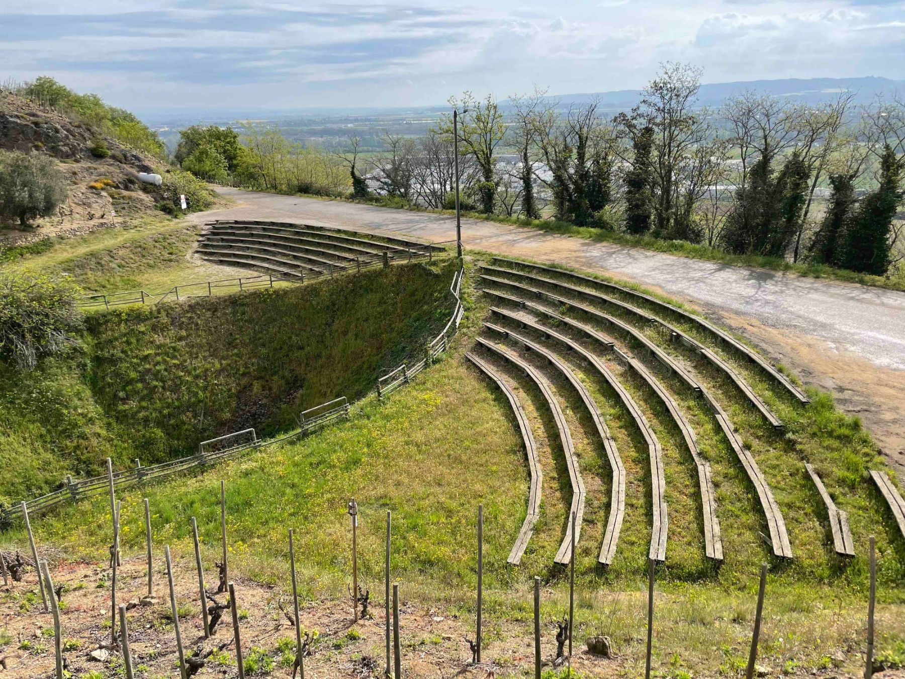 Theâtre de Verdure sur le coteau de Rochevine